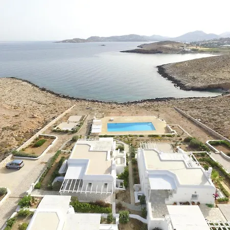 Waterfront With Breathtaking Views 3 * Páros