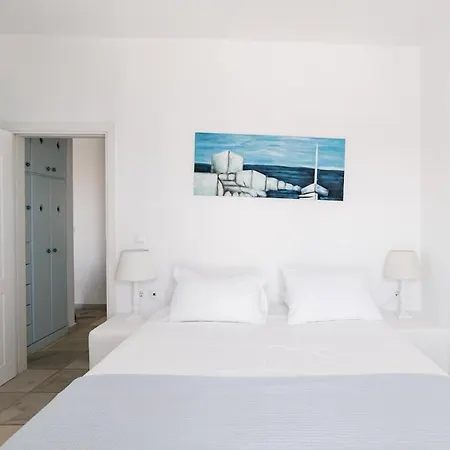 Villa Waterfront With Breathtaking Views 3